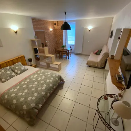 Le Cocon De Curson Le Cocon Apartment Chanos-Curson